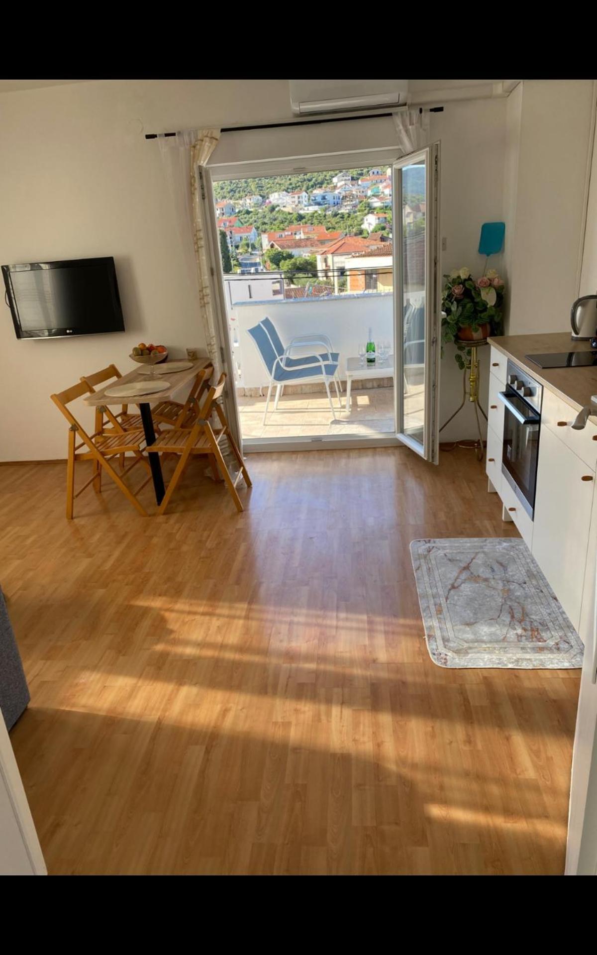 Apartment Remi, Penthouse With Balcony, Free Parking 산책길 외부 사진